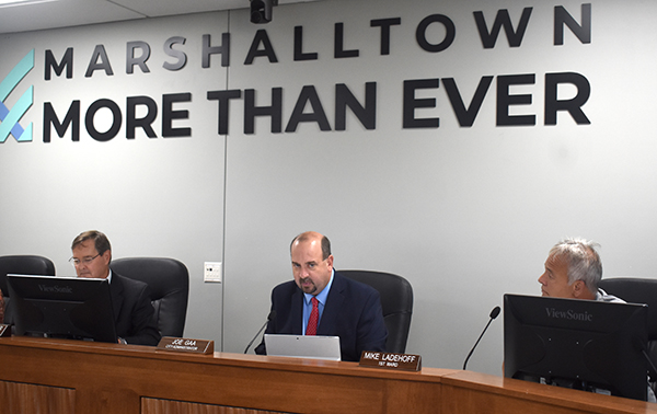 Council welcomes new city administrator, accepts low bid for Kiwanis Park improvements | News, Sports, Jobs - Vimarsana News